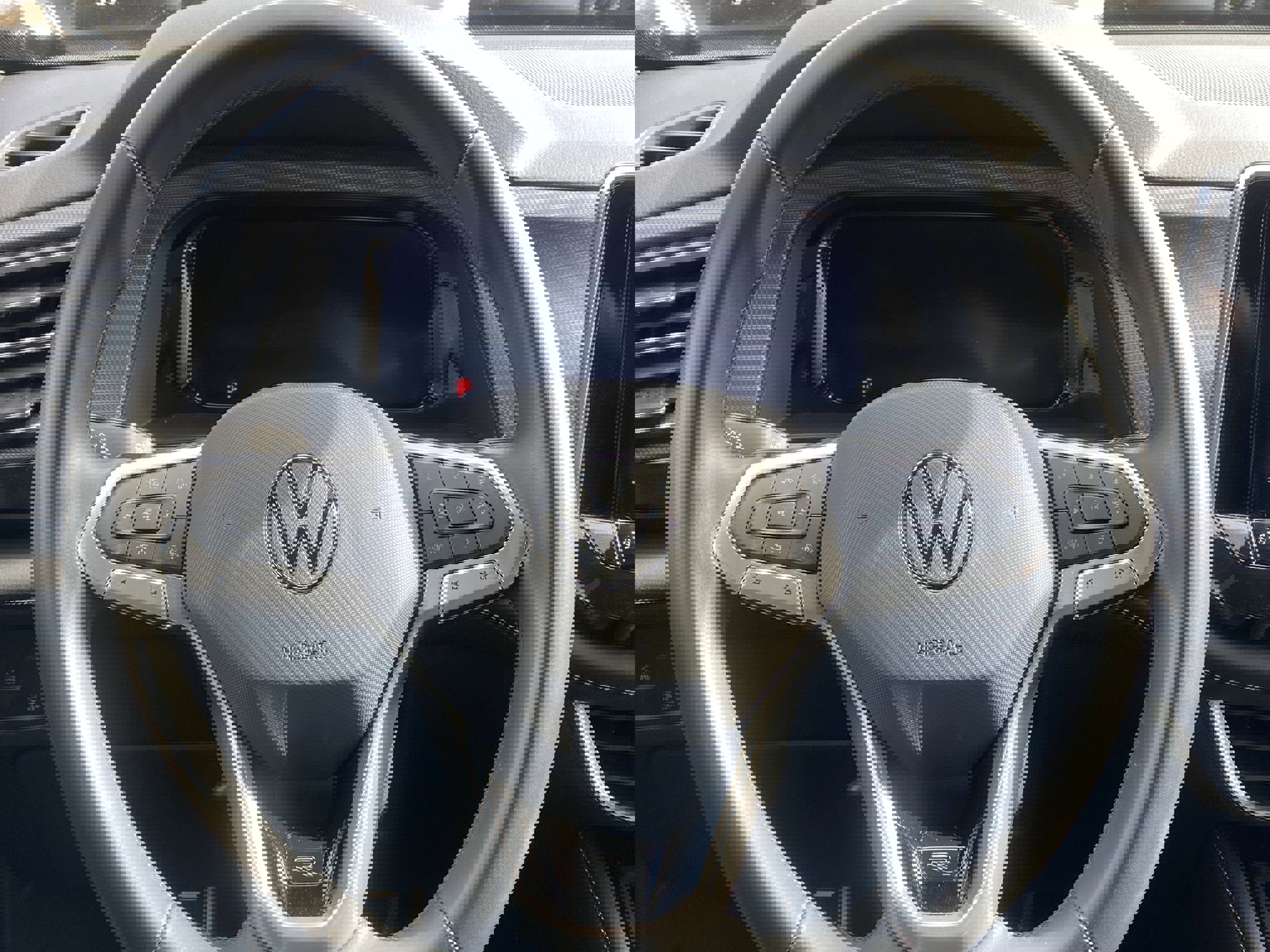 Used 2025 Volkswagen Atlas Cross Sport SEL R-Line image 14