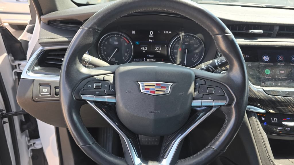 Used 2021 Cadillac XT6 Premium Luxury AWD/4WD image 14