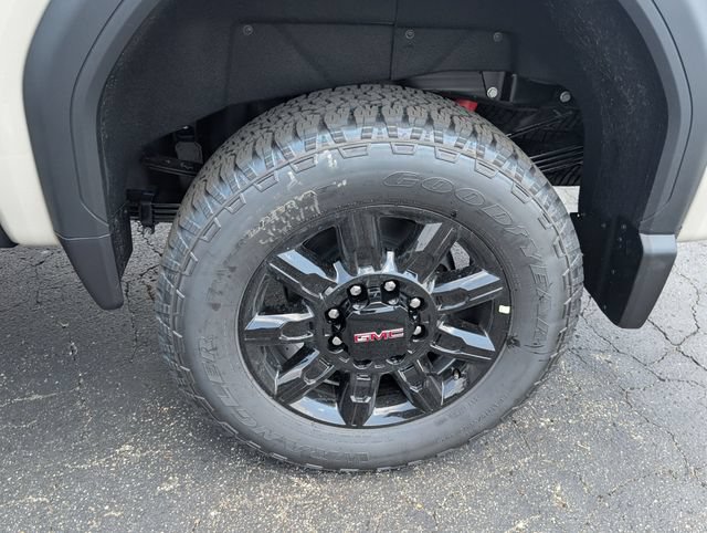 New 2026 GMC Sierra 3500 AT4 w/ AT4 Premium Plus Package AWD/4WD image 24