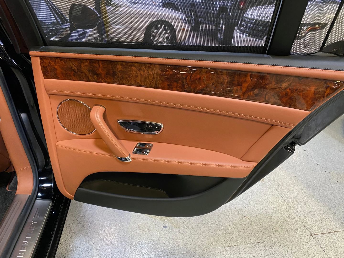 Used 2015 Bentley Flying Spur V8 AWD/4WD image 29