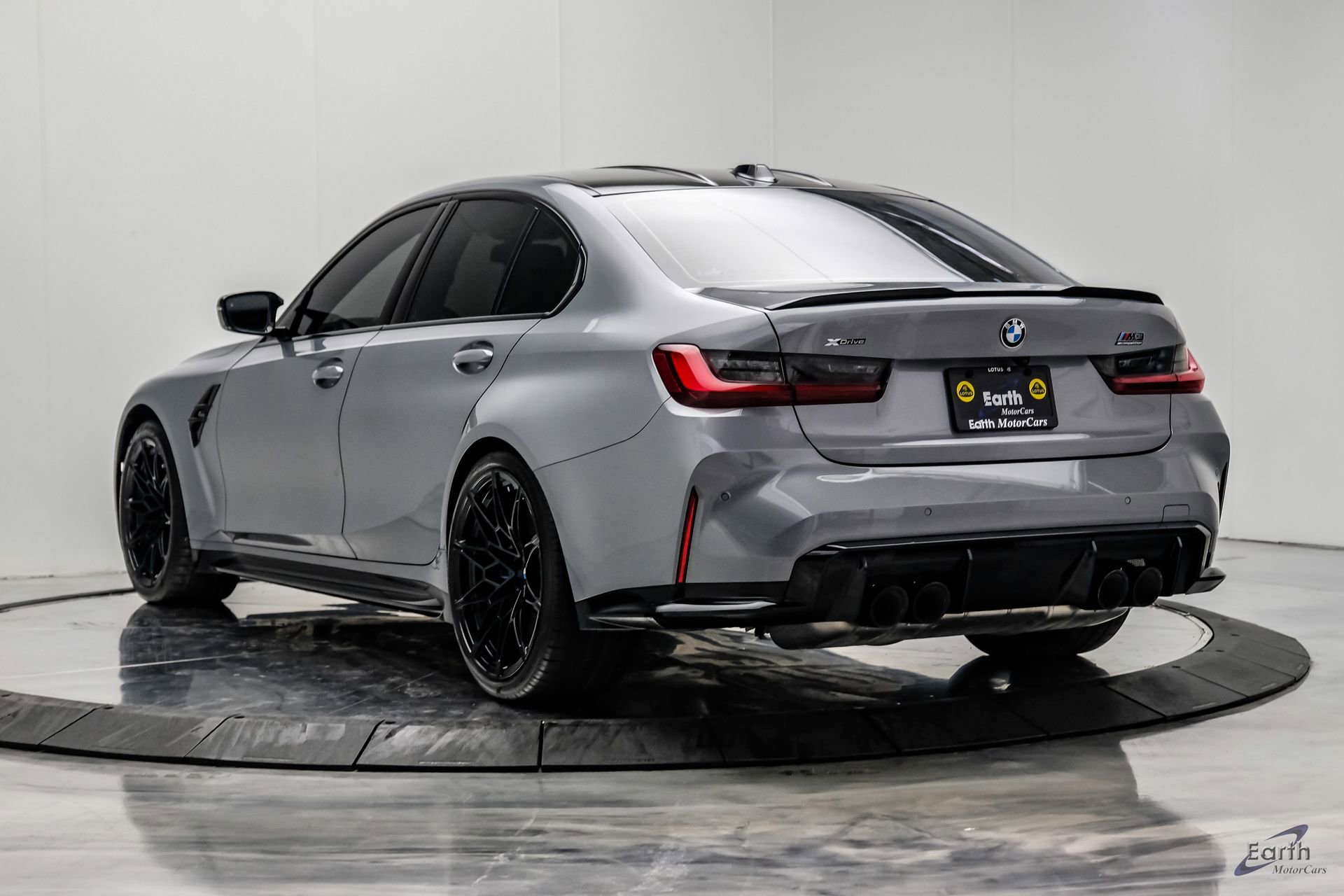 Used 2025 BMW M3 Competition image 10