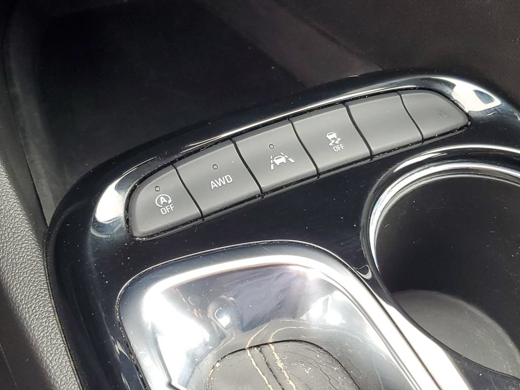 Used 2022 Buick Encore GX Preferred w/ Cold Weather Comfort Package AWD/4WD image 19