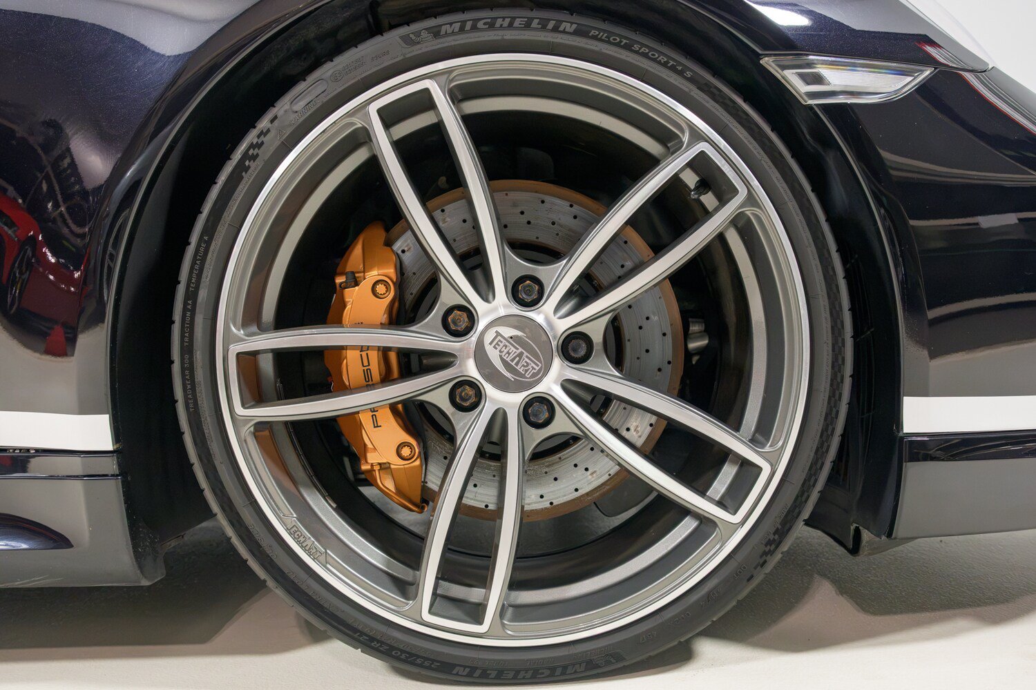 Used 2018 Porsche 911 Turbo AWD/4WD image 15