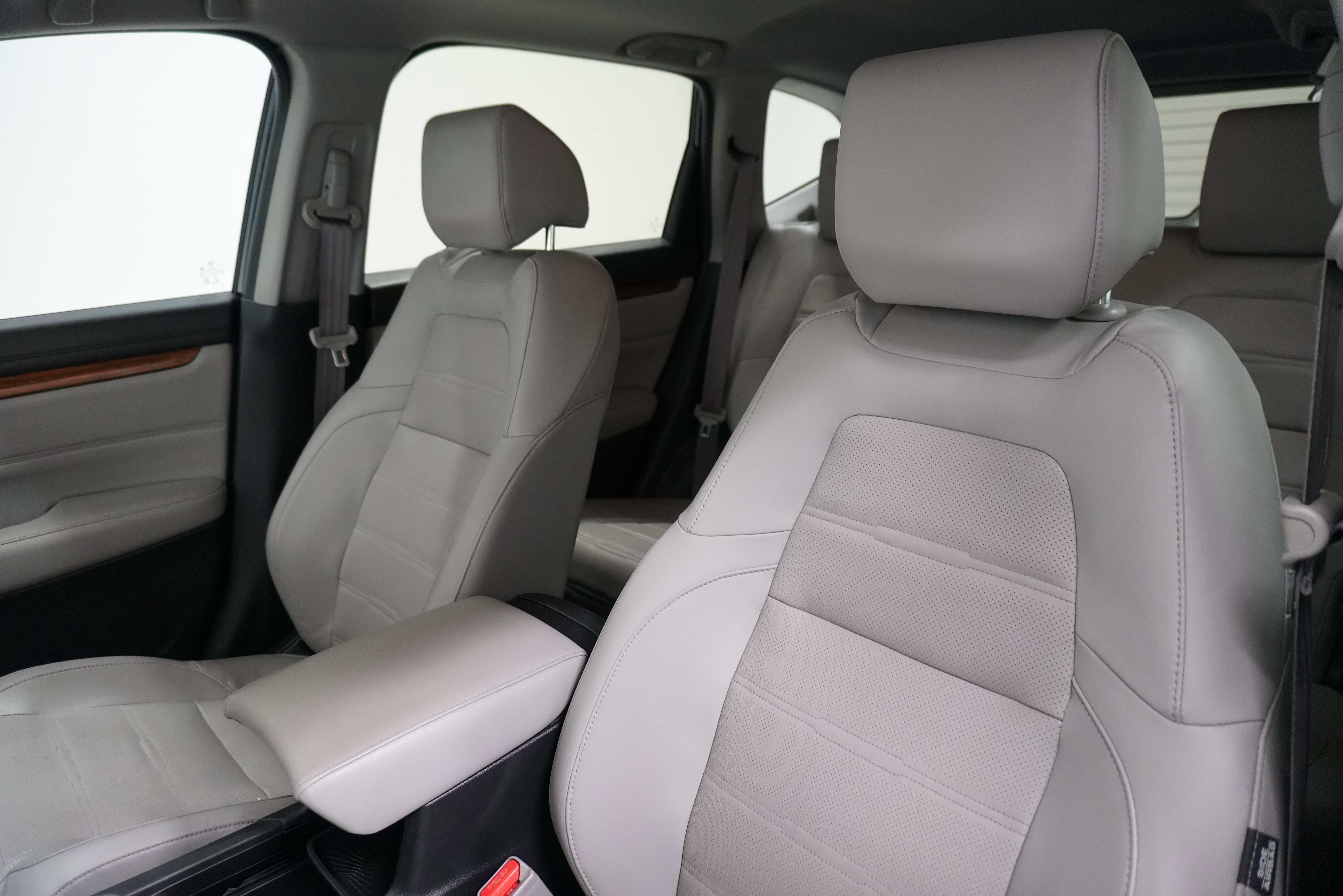 Used 2019 Honda CR-V Touring image 10