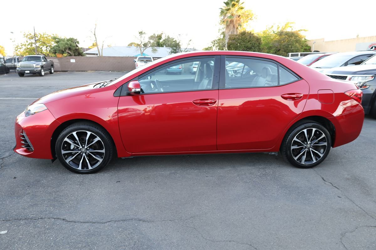 Used 2017 Toyota Corolla SE FWD image 7