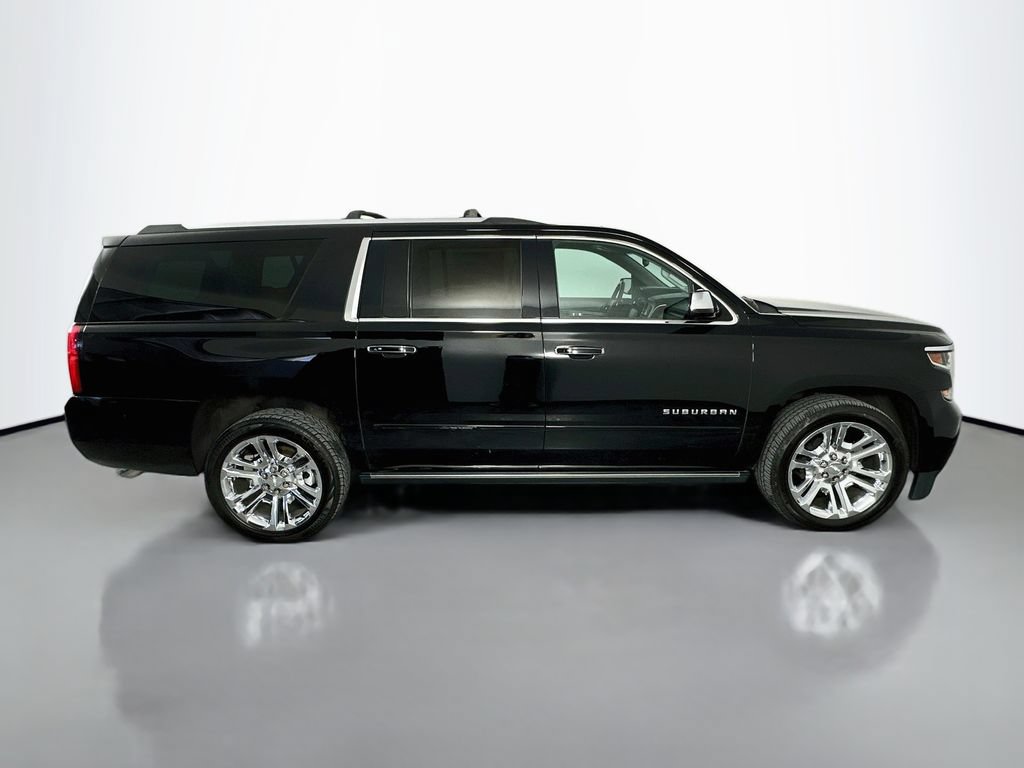 Used 2019 Chevrolet Suburban Premier w/ Premier Plus Edition AWD/4WD image 8