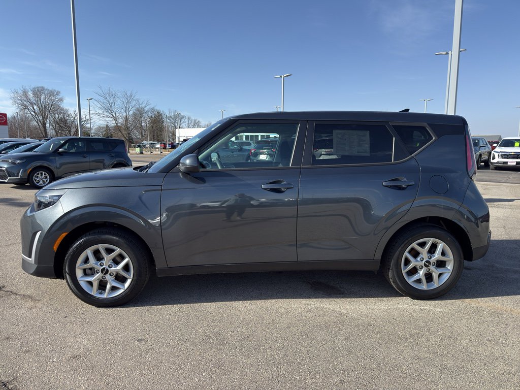 Used 2024 Kia Soul LX w/ Option Group 015 image 6