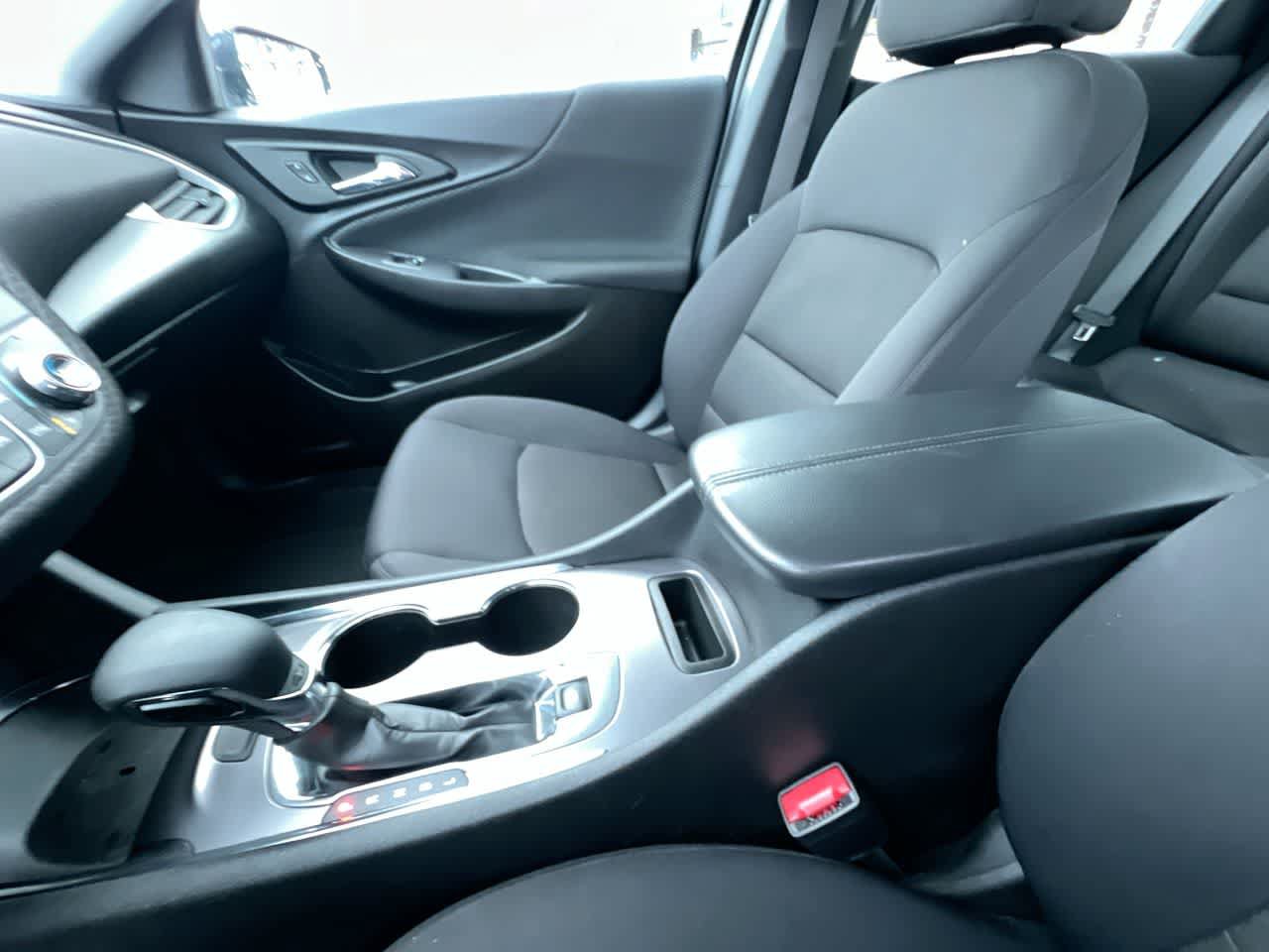 Used 2023 Chevrolet Malibu LT FWD image 21