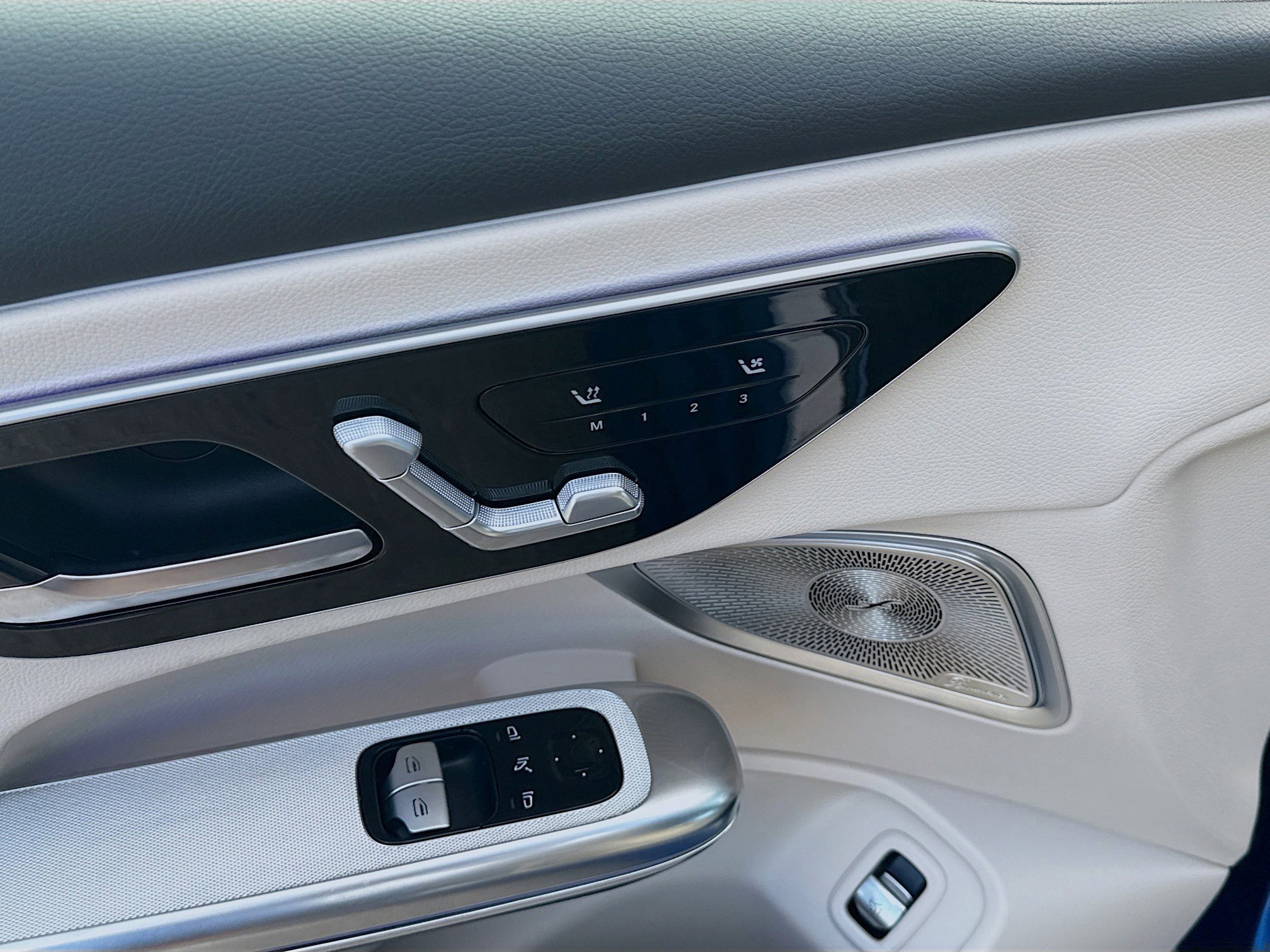 Used 2024 Mercedes-Benz CLE 300 4MATIC Coupe image 16