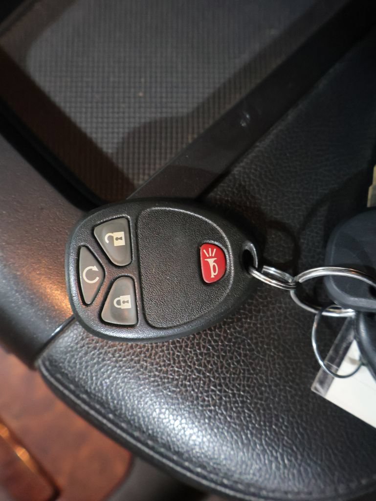 Used 2013 Chevrolet Avalanche LTZ AWD/4WD image 25