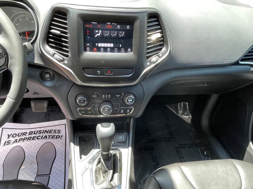 Used 2020 Jeep Cherokee Latitude Plus image 24