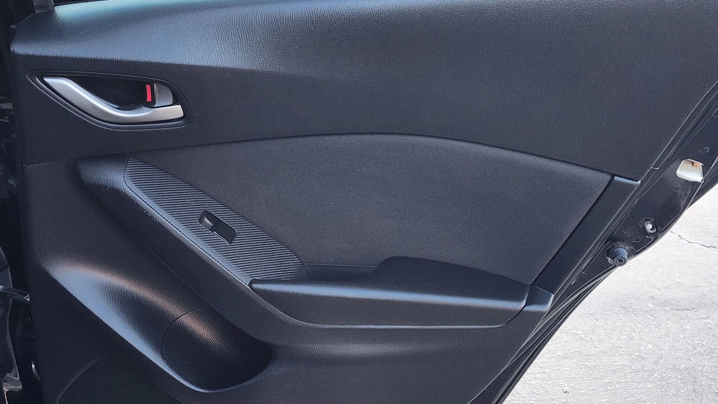 Used 2016 MAZDA MAZDA3 i Touring image 31