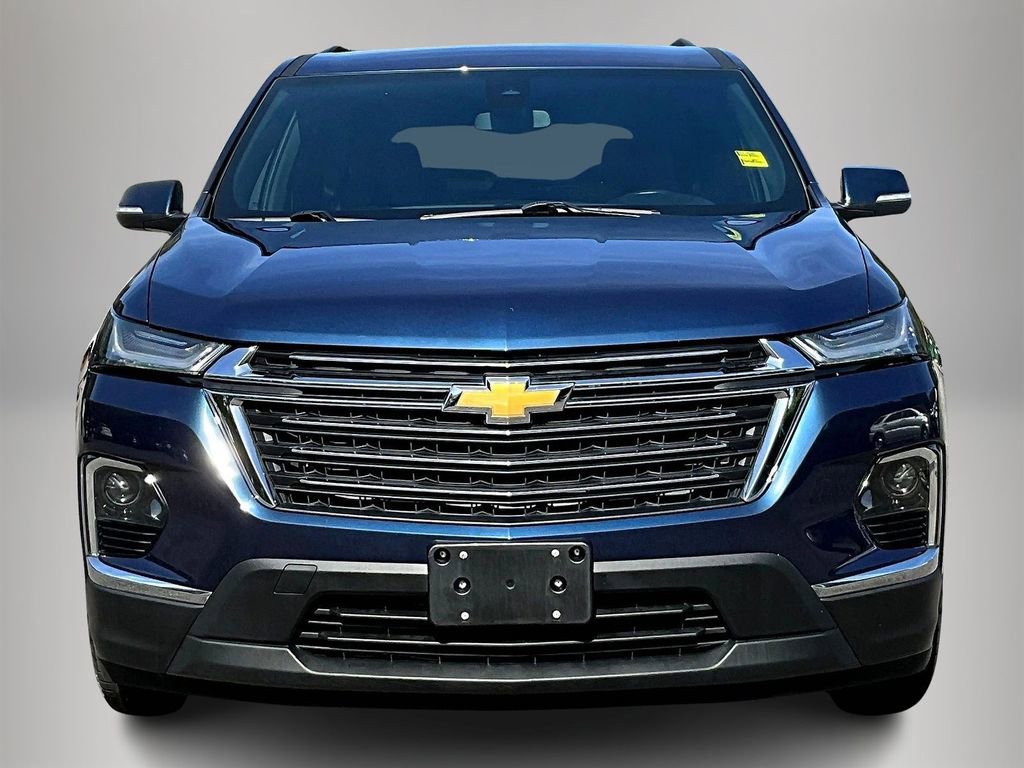 Certified 2022 Chevrolet Traverse LT image 3