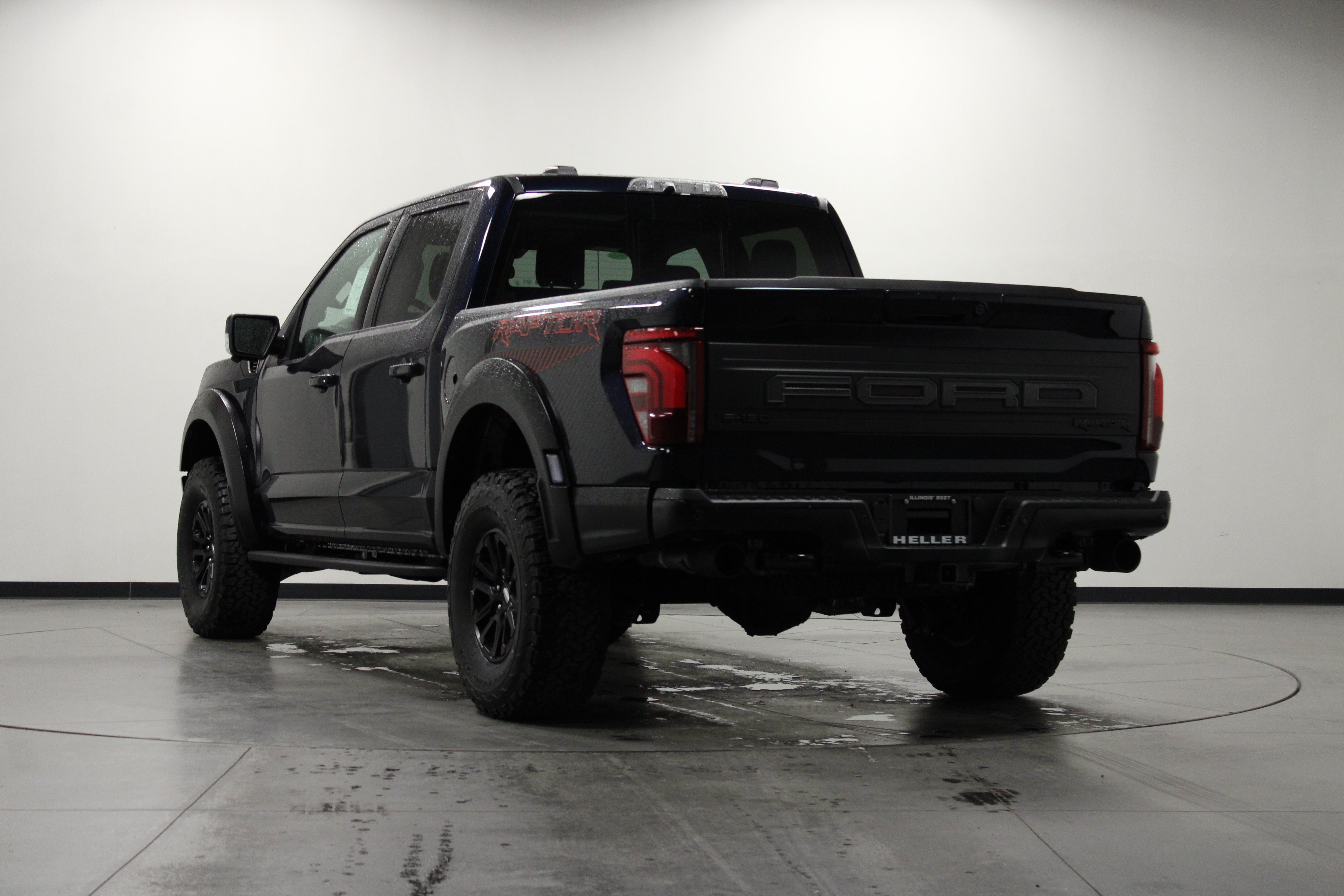 Used 2025 Ford F150 Raptor AWD/4WD image 6