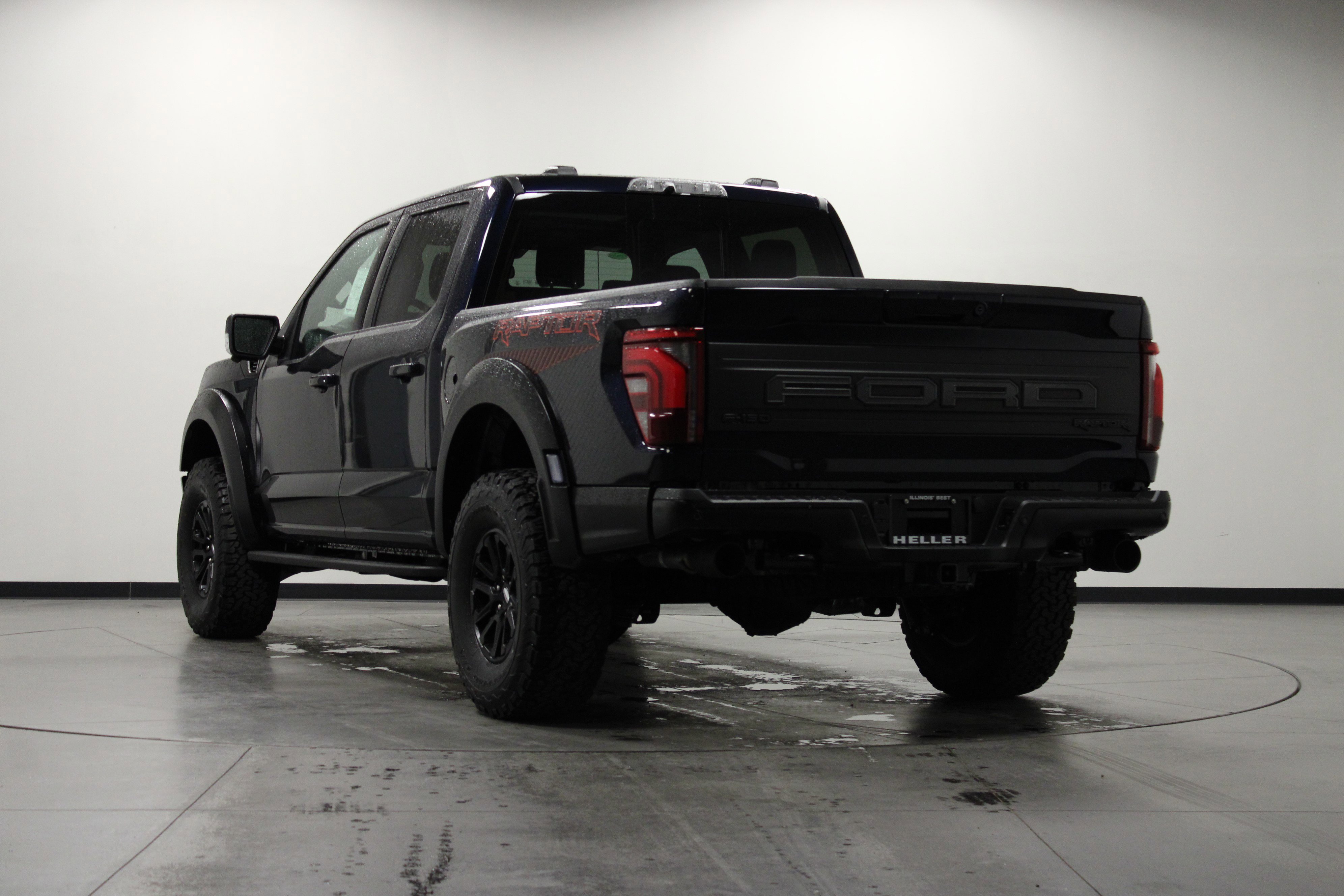 Used 2025 Ford F150 Raptor AWD/4WD image 6