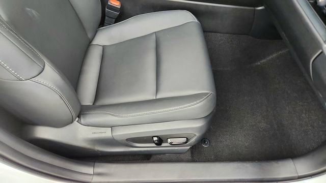 Used 2024 Lexus UX 250h FWD image 22