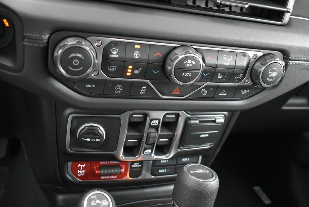 New 2026 Jeep Gladiator Mojave AWD/4WD image 22