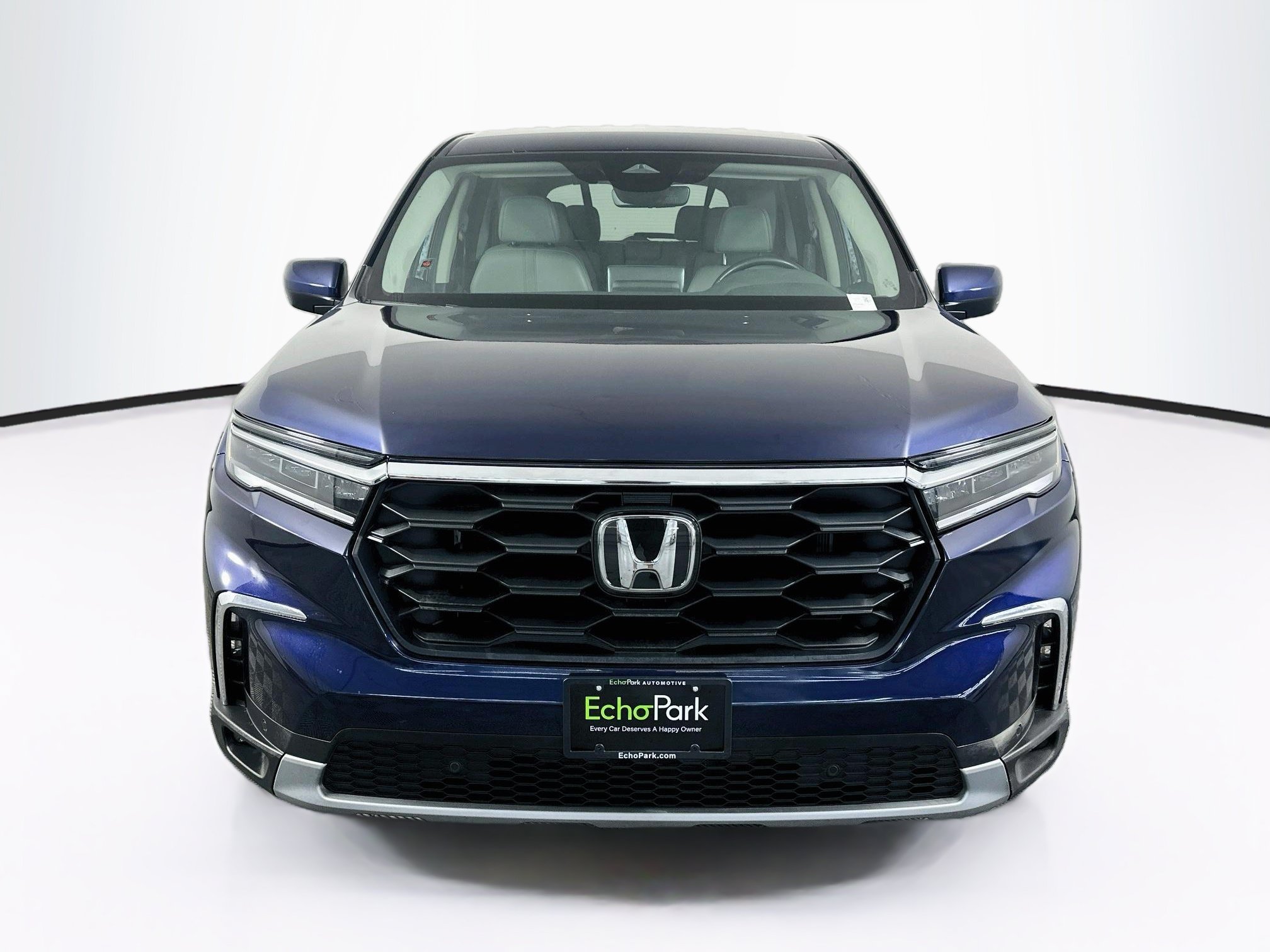 Used 2025 Honda Pilot EX-L image 2