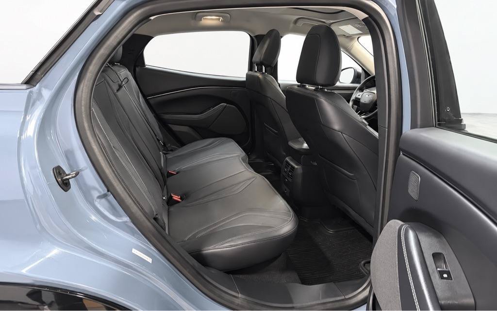 Used 2023 Ford Mustang Mach-E Premium AWD/4WD image 14