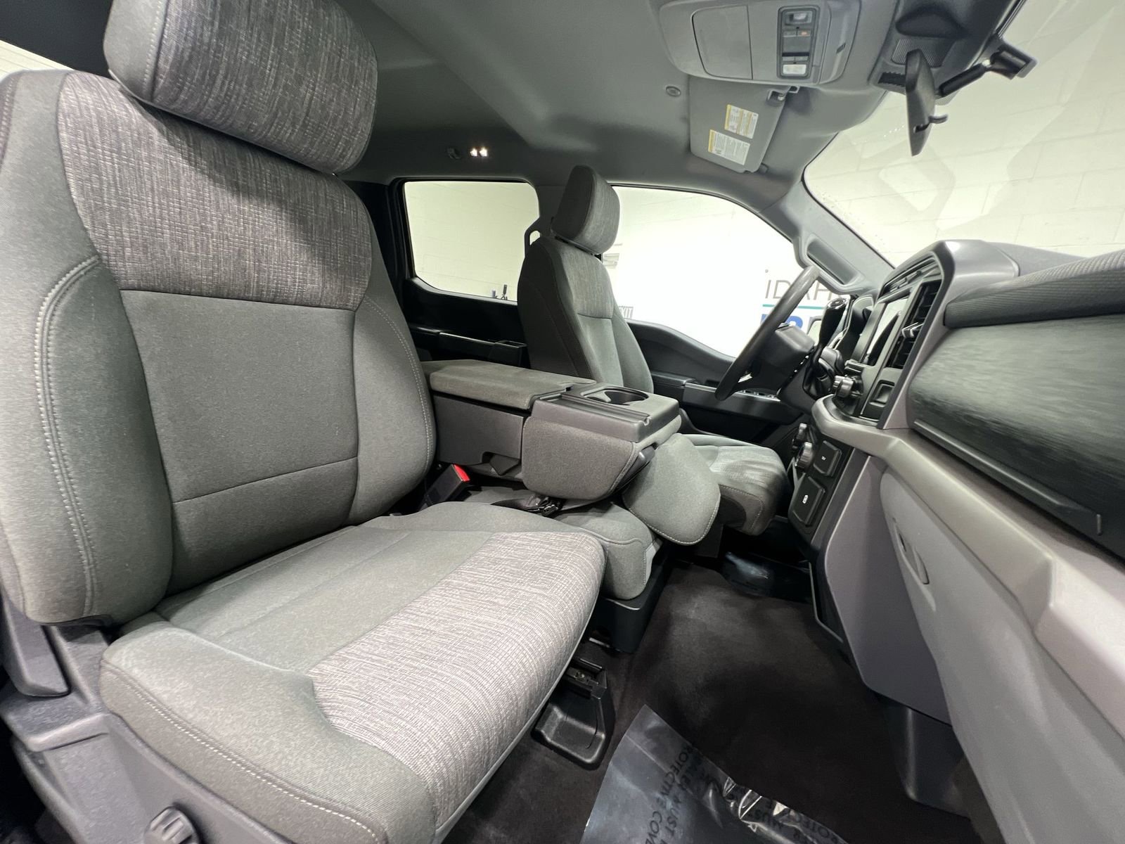 Used 2023 Ford F150 XLT image 24