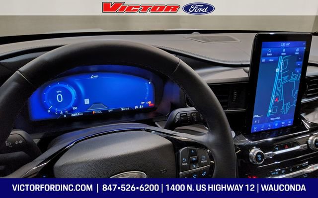 Used 2024 Ford Explorer Platinum w/ Technology Package AWD/4WD image 9