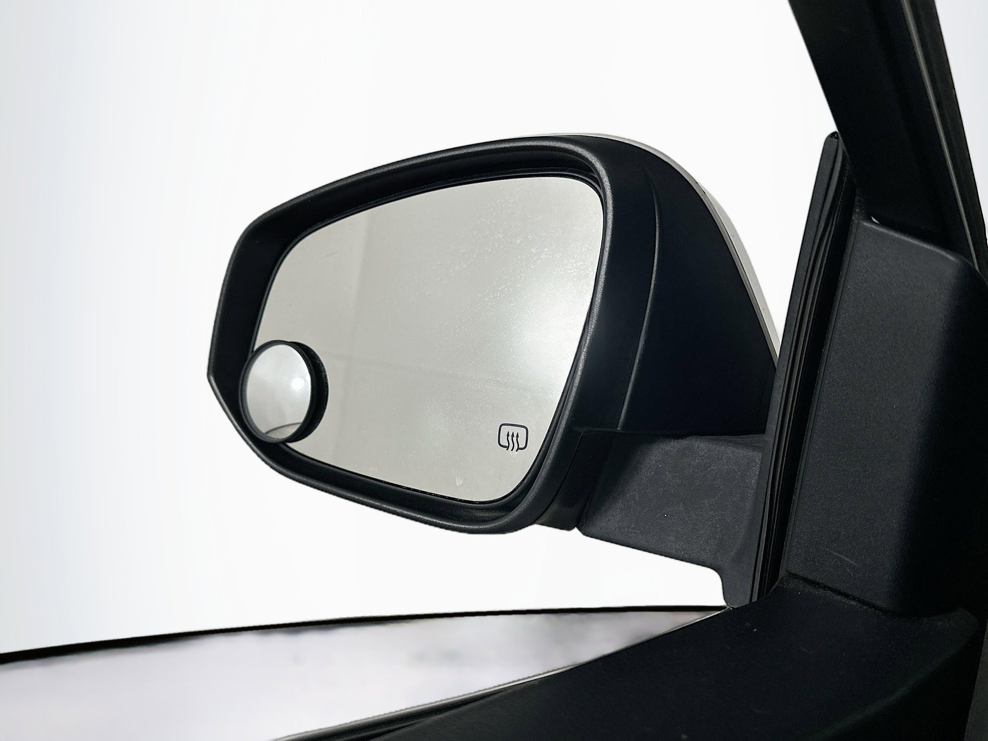 Used 2016 Toyota Highlander XLE image 16