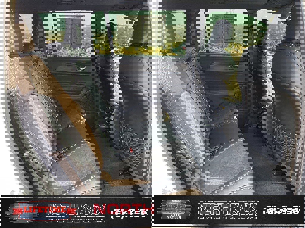 Used 2025 Jeep Grand Cherokee L Altitude image 24