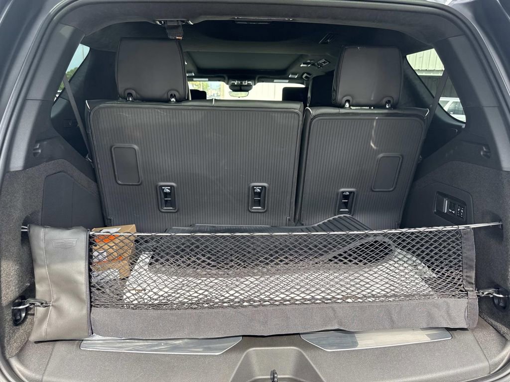 New 2026 Cadillac Escalade Platinum Sport AWD/4WD image 11