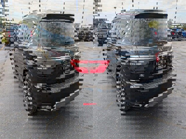 Used 2022 Nissan Armada SV w/ SV Appearance Package image 5