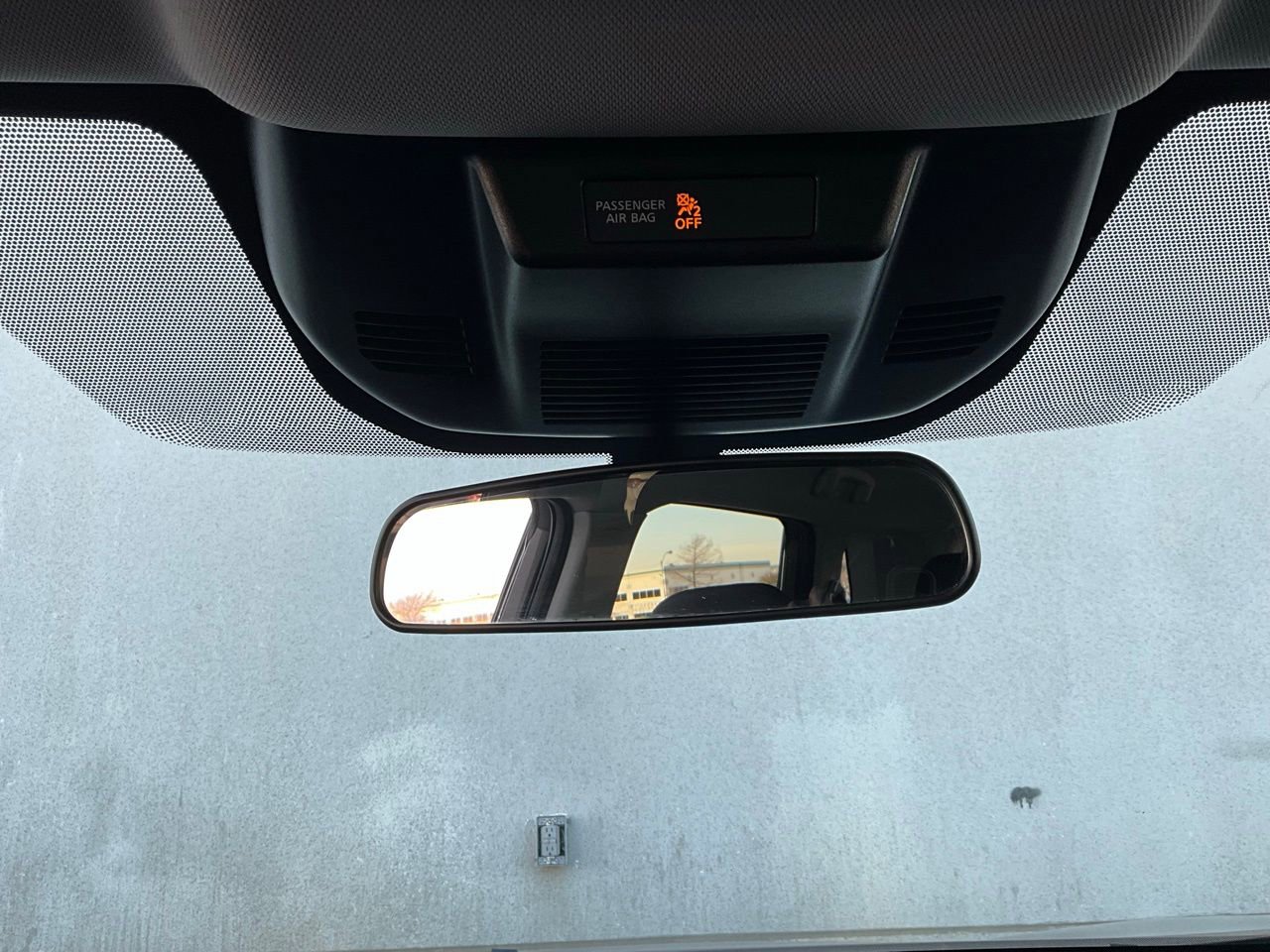 Used 2025 Nissan Rogue SV image 18