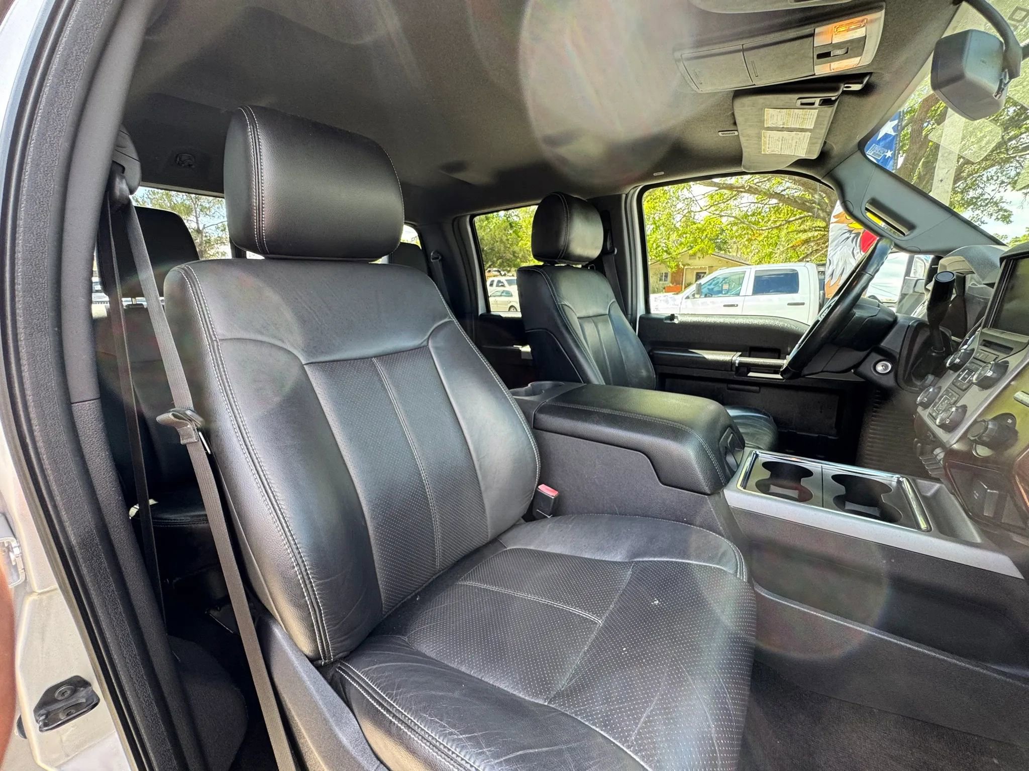 Used 2015 Ford F350 Lariat w/ Chrome Package image 16
