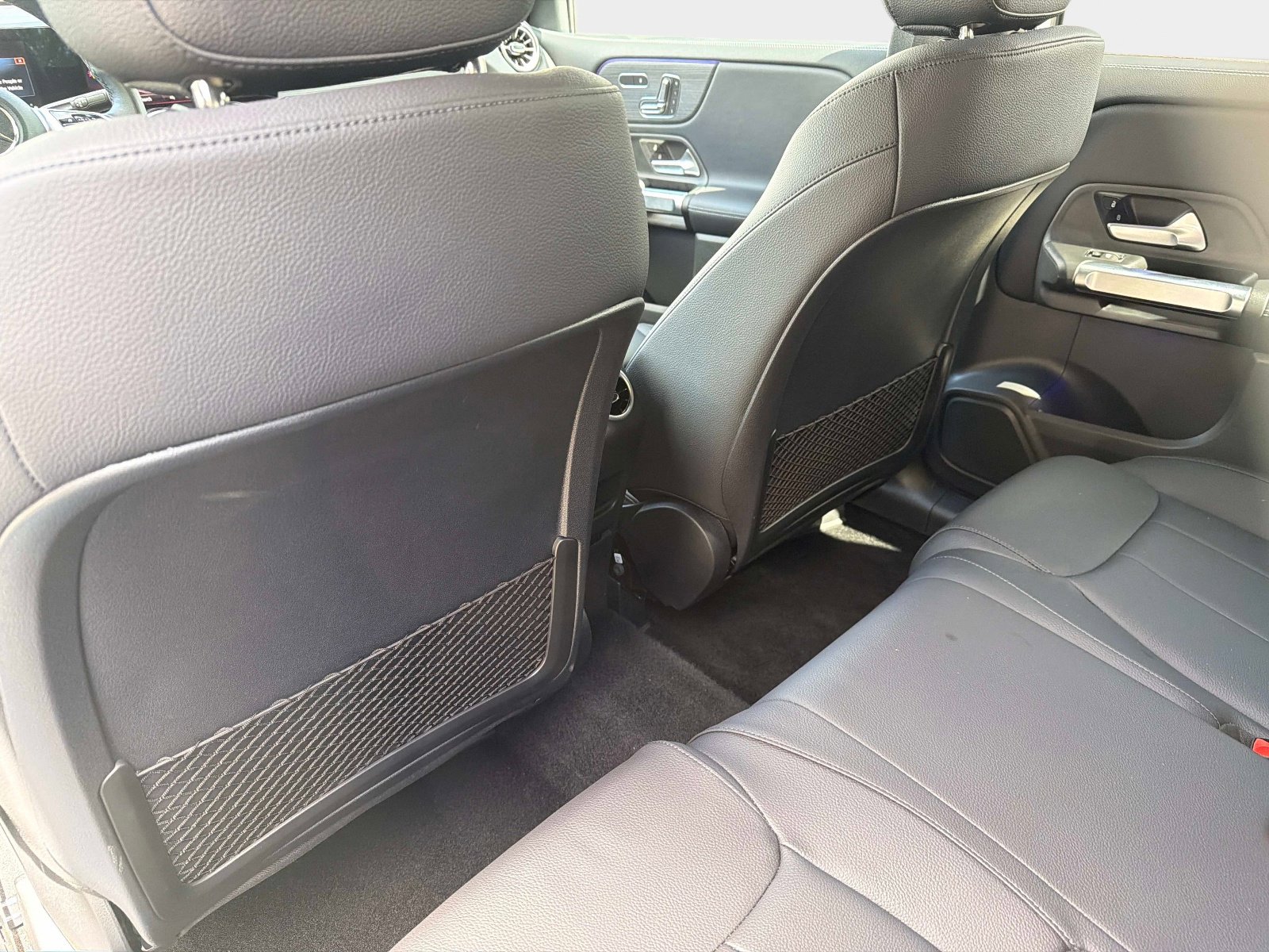 Used 2026 Mercedes-Benz GLB 250 4MATIC image 34