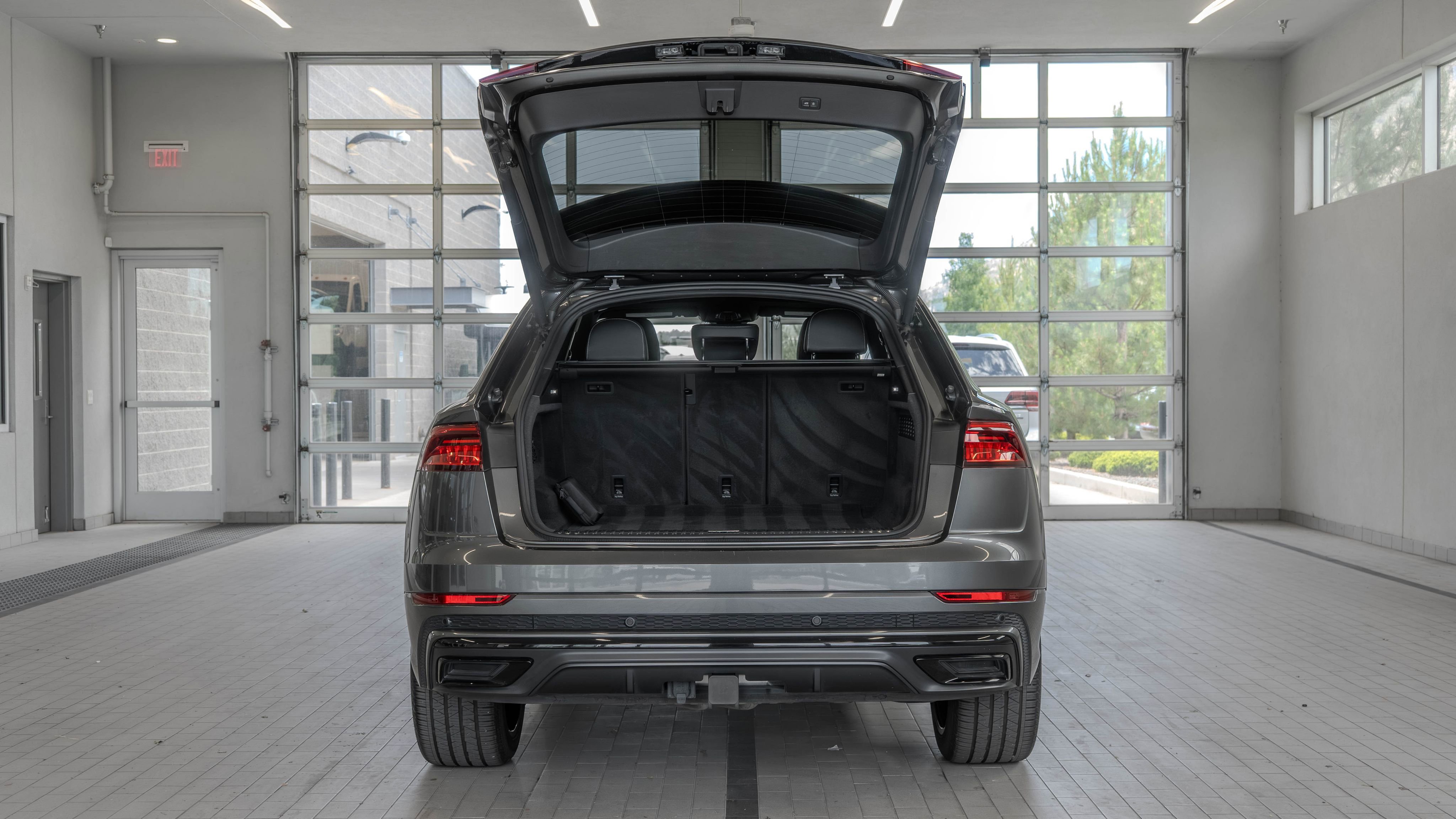 Used 2020 Audi Q8 Premium Plus AWD/4WD image 16