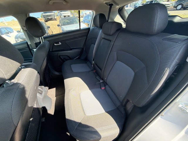 Used 2015 Kia Sportage LX FWD image 29