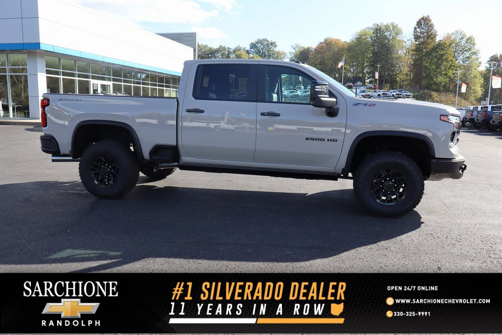 New 2026 Chevrolet Silverado 2500 ZR2 w/ ZR2 Bison Edition