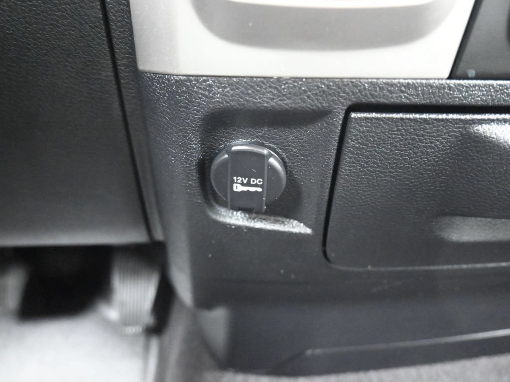 Used 2018 RAM 1500 Classic SLT AWD/4WD image 20