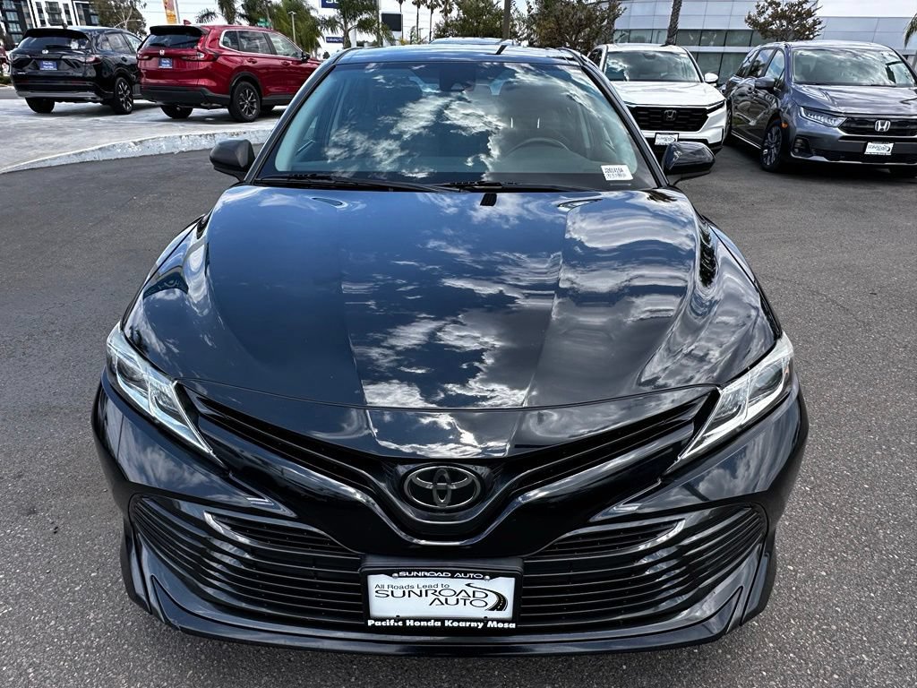 Used 2019 Toyota Camry LE FWD image 3