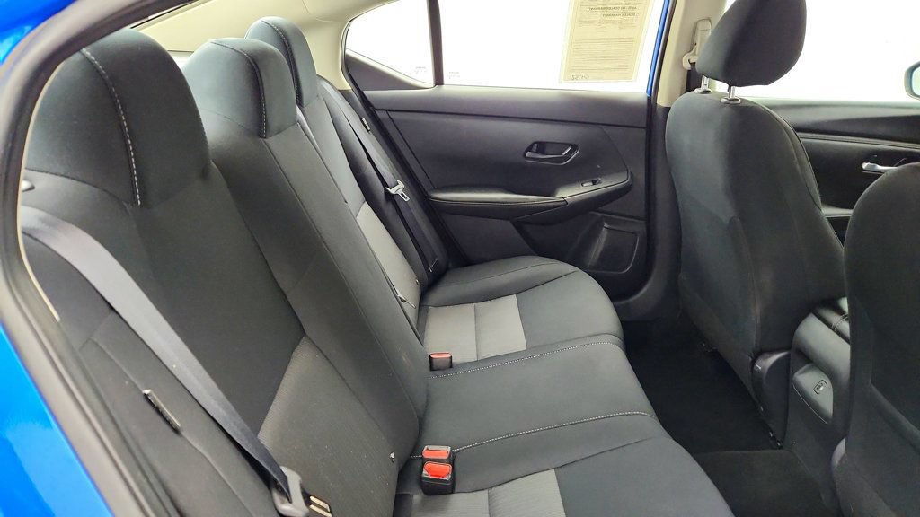 Used 2024 Nissan Sentra SV FWD image 20