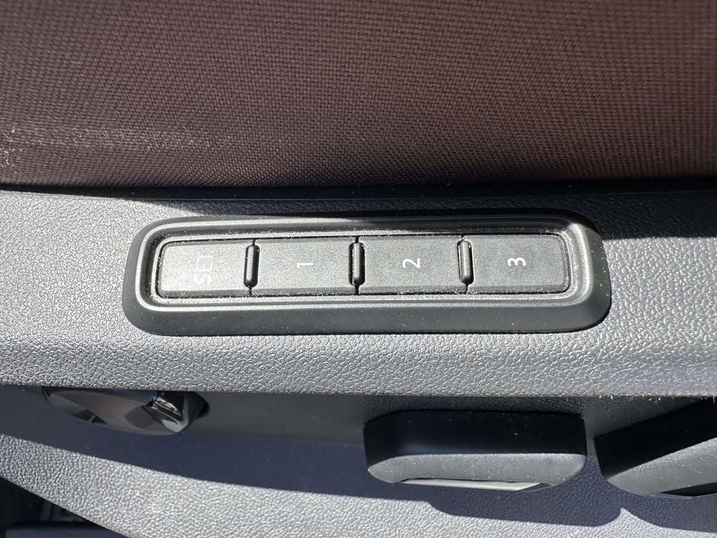 Used 2022 Volkswagen Atlas SEL AWD/4WD image 23