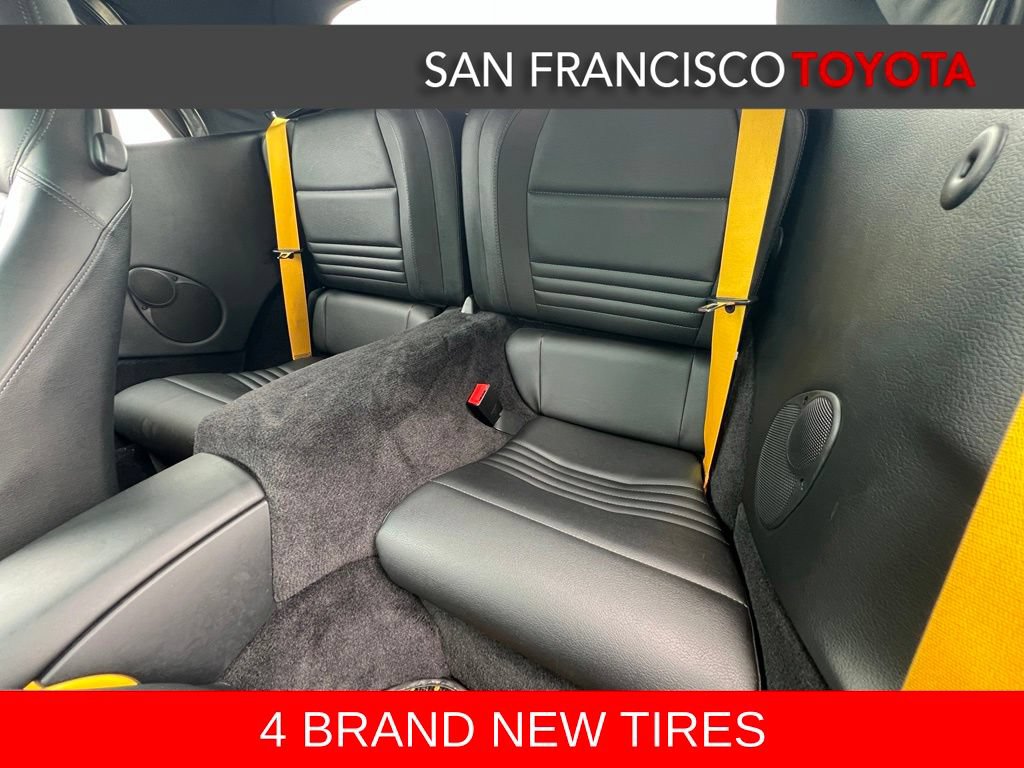 Used 2002 Porsche 911 Carrera 4 AWD/4WD image 15