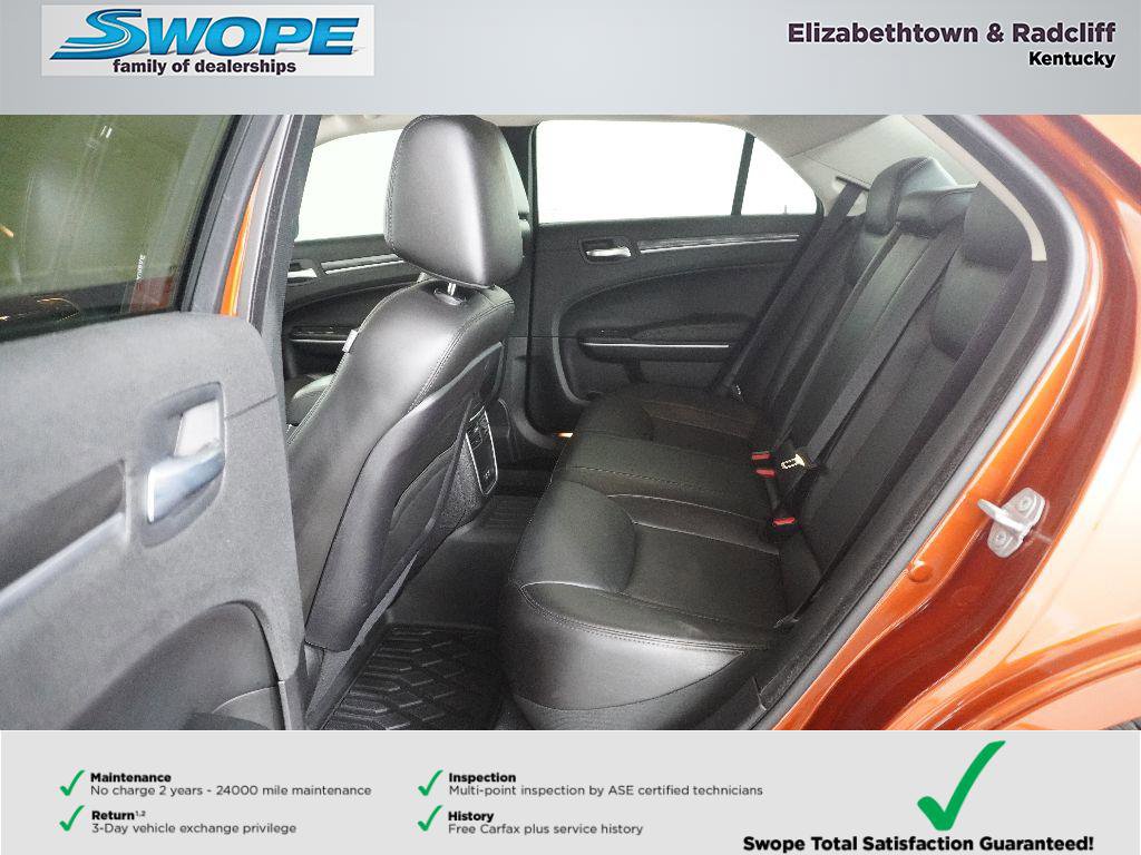 Certified 2021 Chrysler 300 Touring L image 12