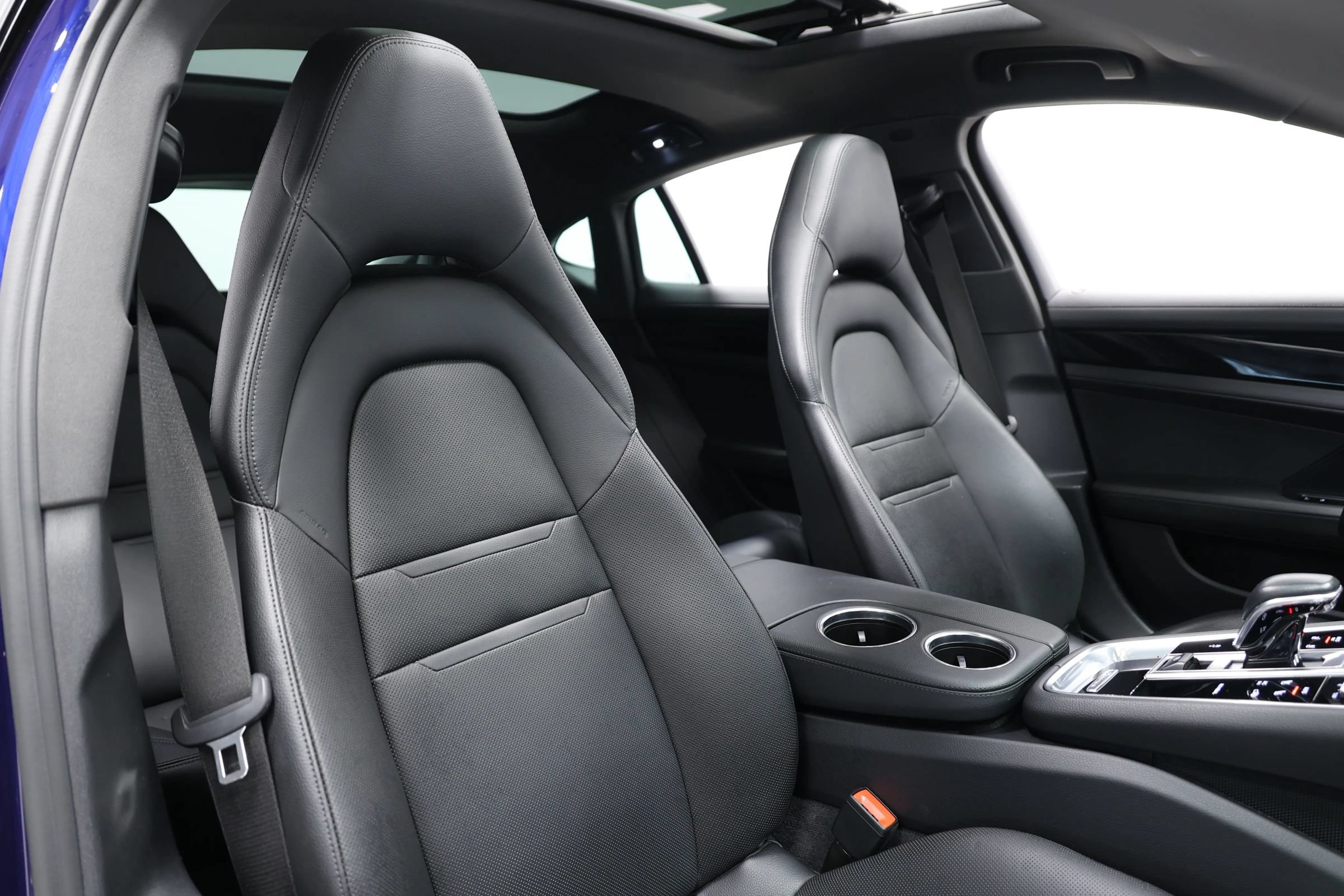 Used 2020 Porsche Panamera AWD/4WD image 94