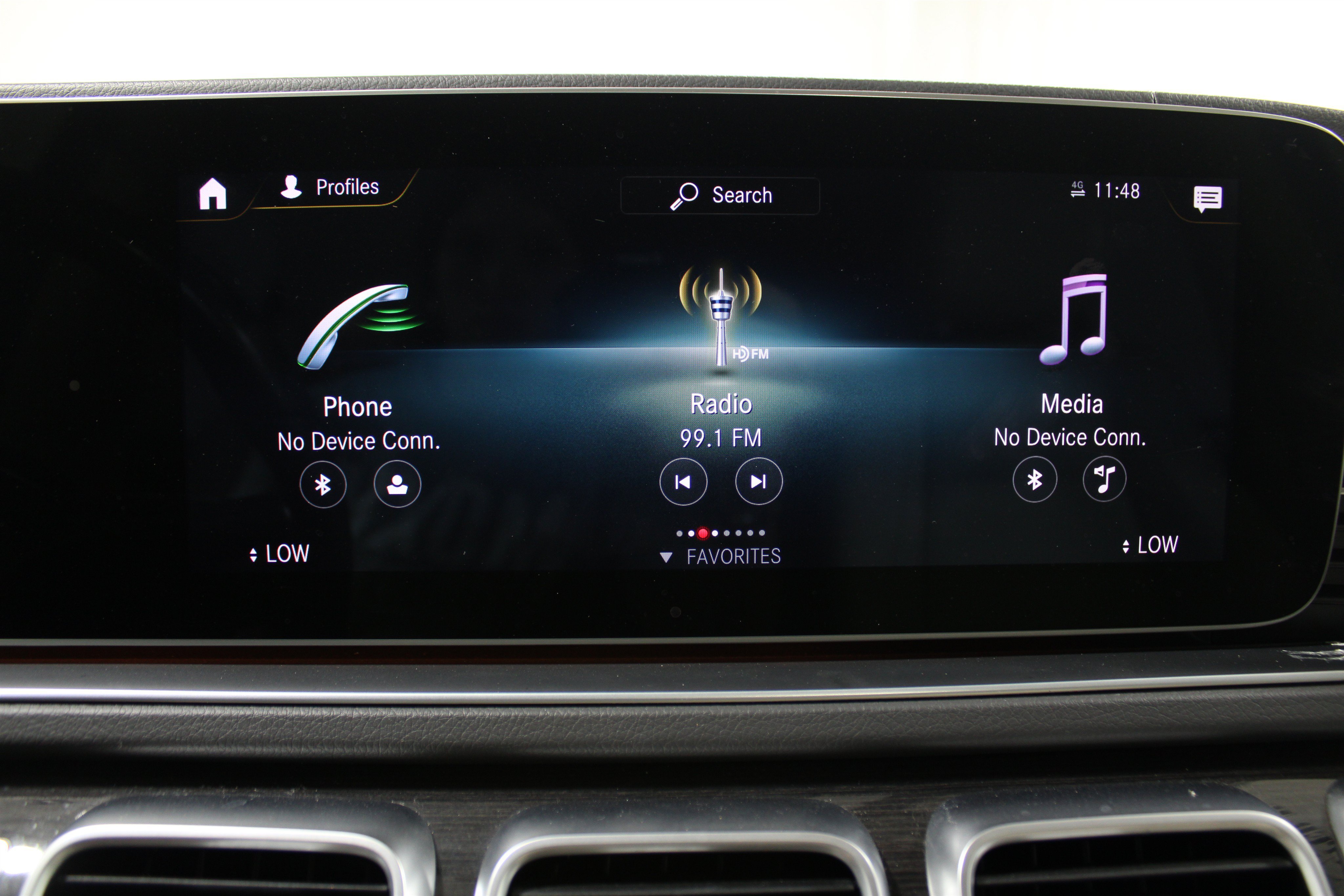 Used 2020 Mercedes-Benz GLE 350 4MATIC w/ Premium Package image 13