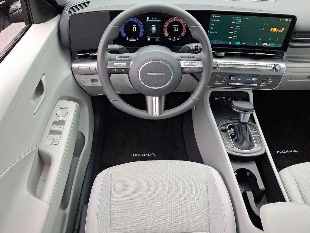 Used 2026 Hyundai Kona SEL Sport image 12