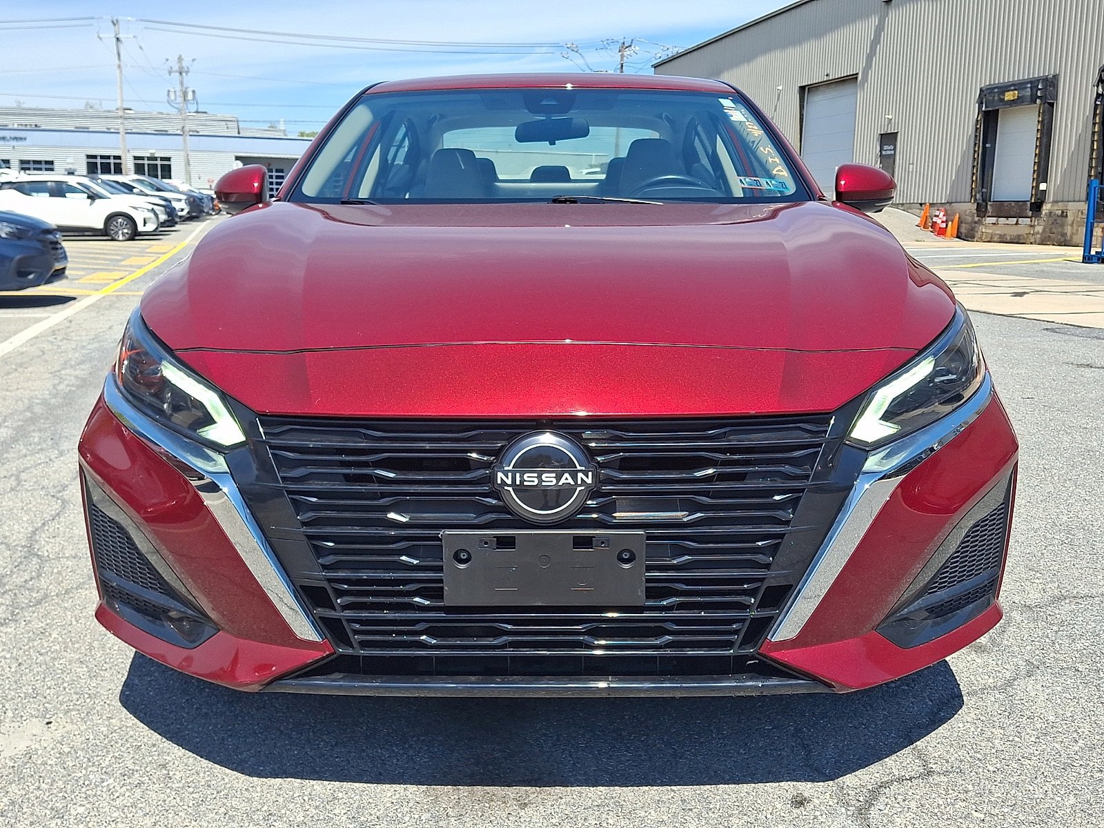 Used 2023 Nissan Altima 2.5 SL AWD/4WD image 2