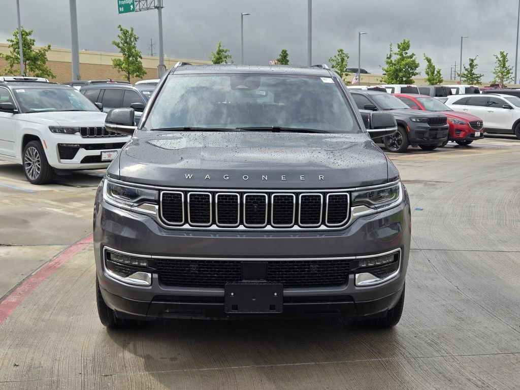 Used 2023 Jeep Wagoneer 4WD w/ Premium Group I image 9