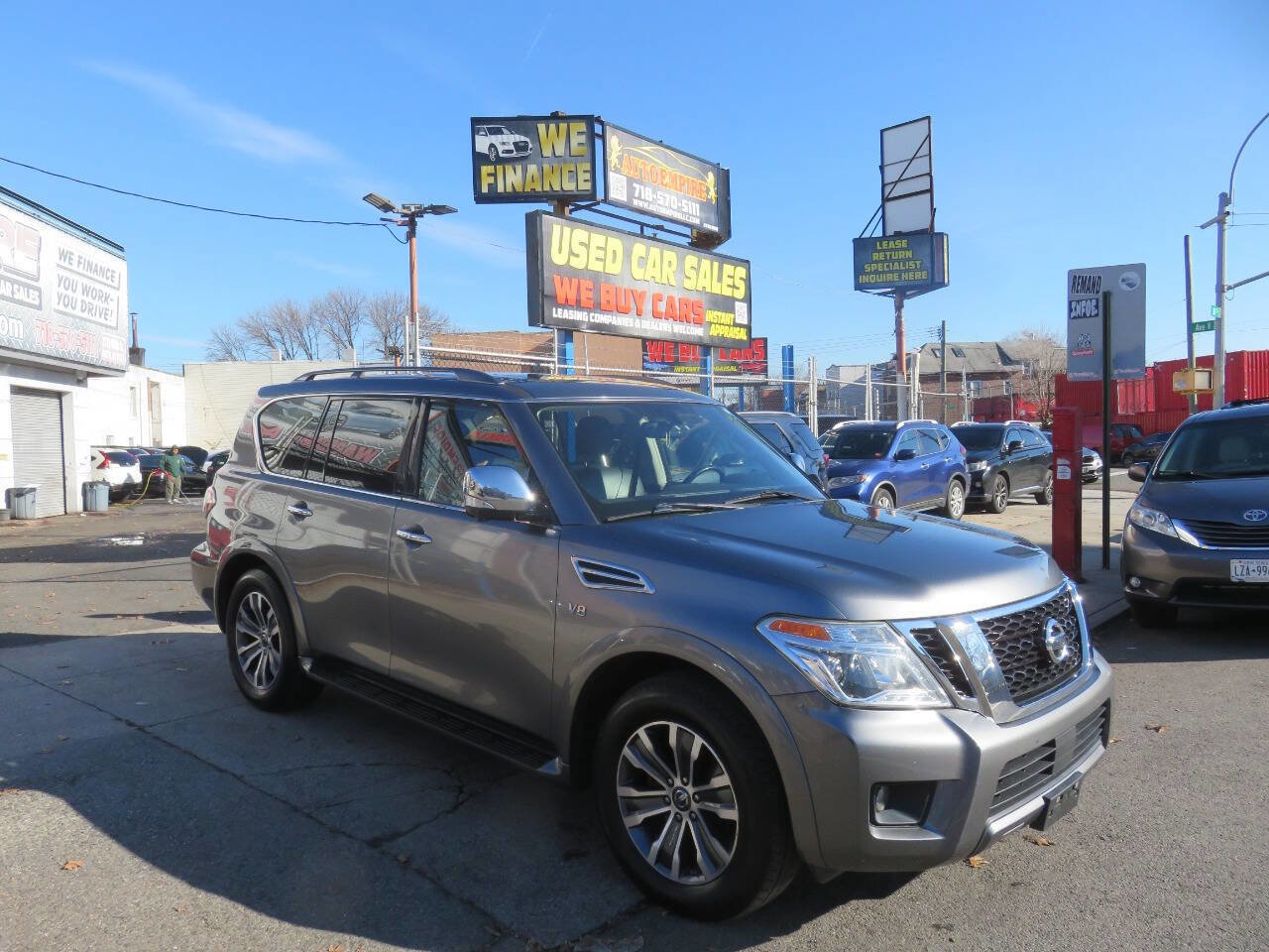 Used 2019 Nissan Armada SL w/ Premium Package image 3