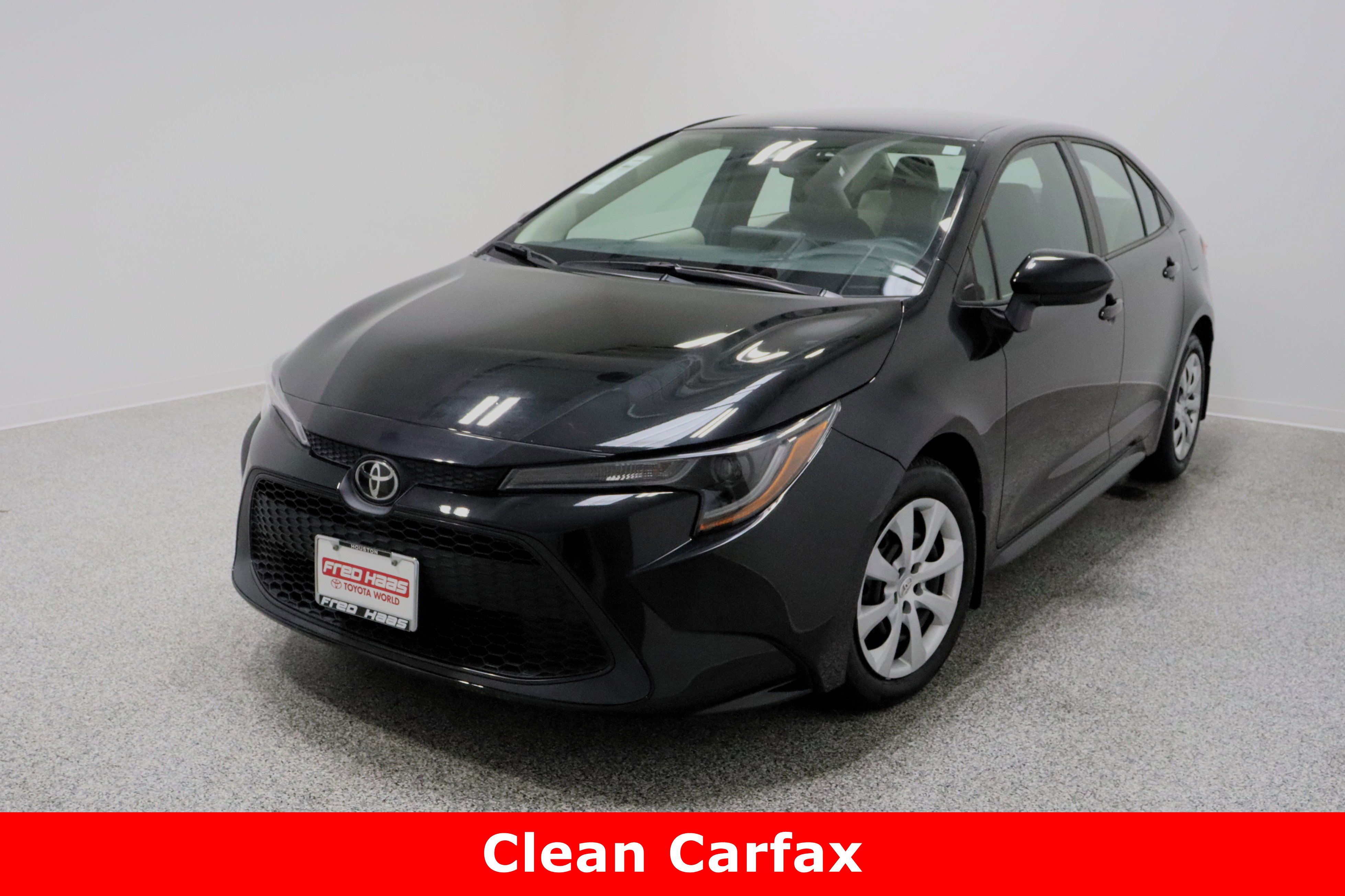 Used 2022 Toyota Corolla LE image 2