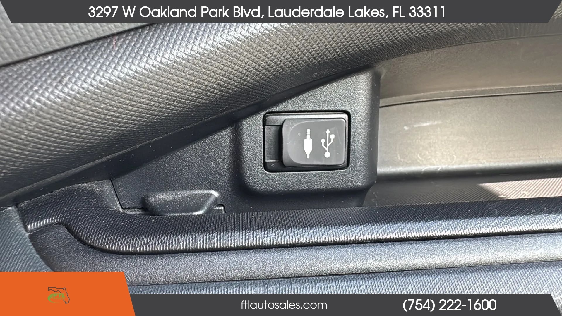 Used 2013 Toyota Prius C One FWD image 53