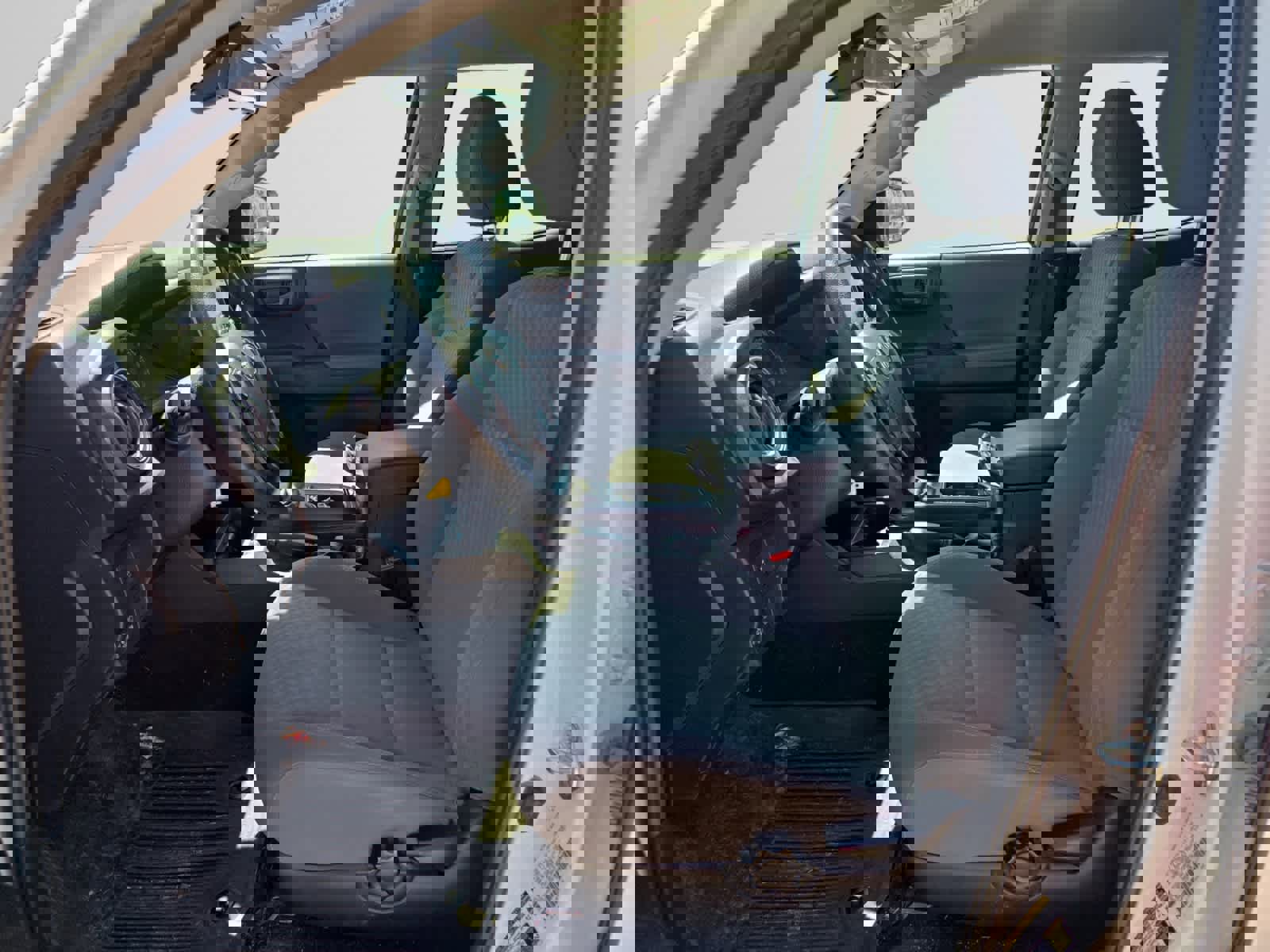 Used 2023 Toyota Tacoma SR image 9